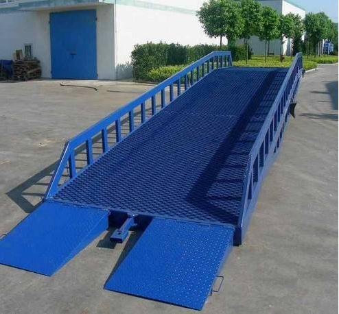液壓登車(che)橋